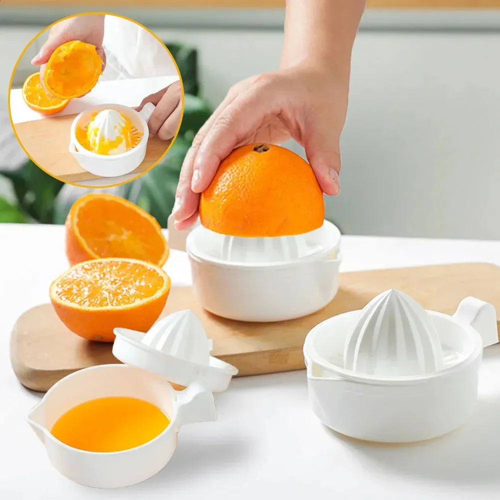 Electric Juicer Mini Blender: Portable Manual Juice Extractor