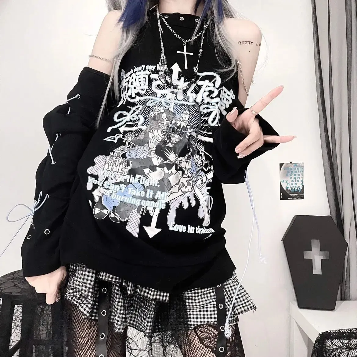 Gothic Cartoon Graphic Long Sleeve T-Shirt for Women - Y2K