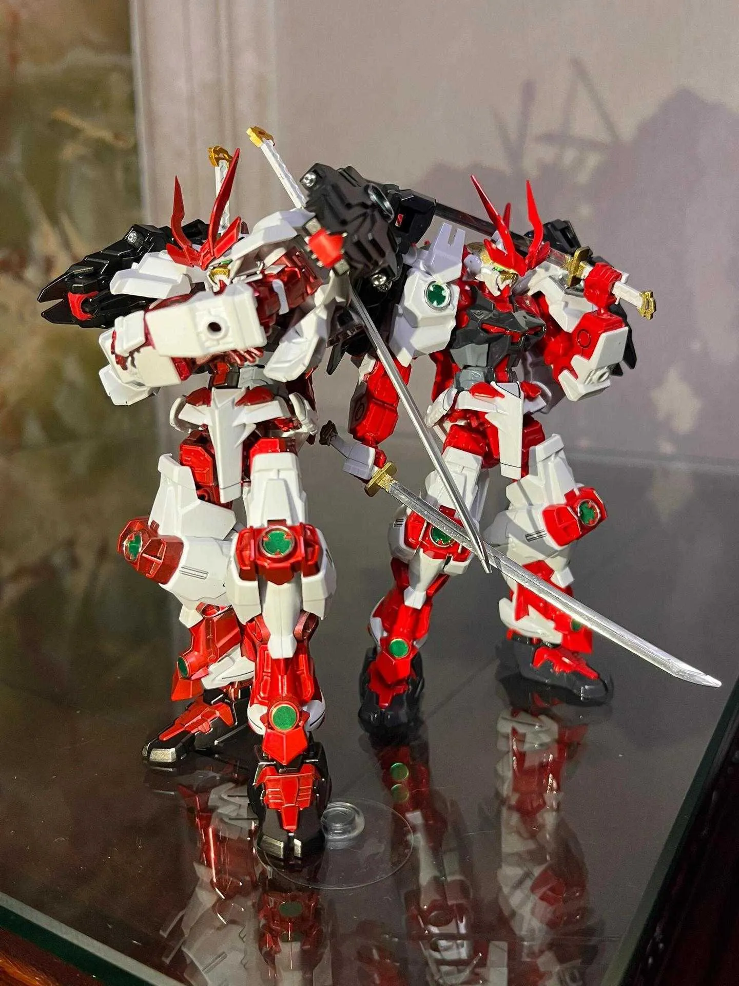 ロボット PERFECT GRADE MBF-02 PG Perfect Grade MBF-P02 Gundam Astray Red Frame 1/60 scale