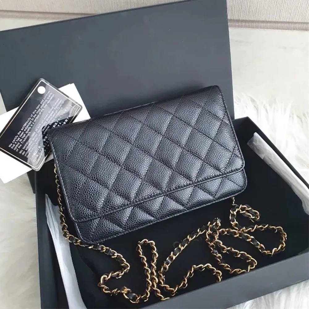 Designer wallet on chain sale best sale