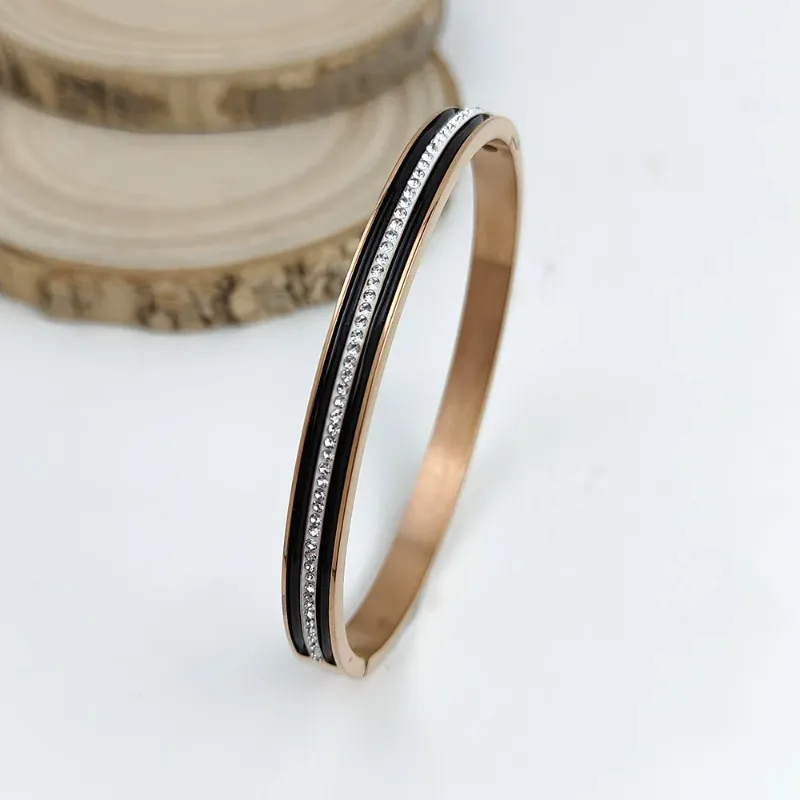 GARNI]Coil Bracelet/BLACK(GB16018) – R&Co.