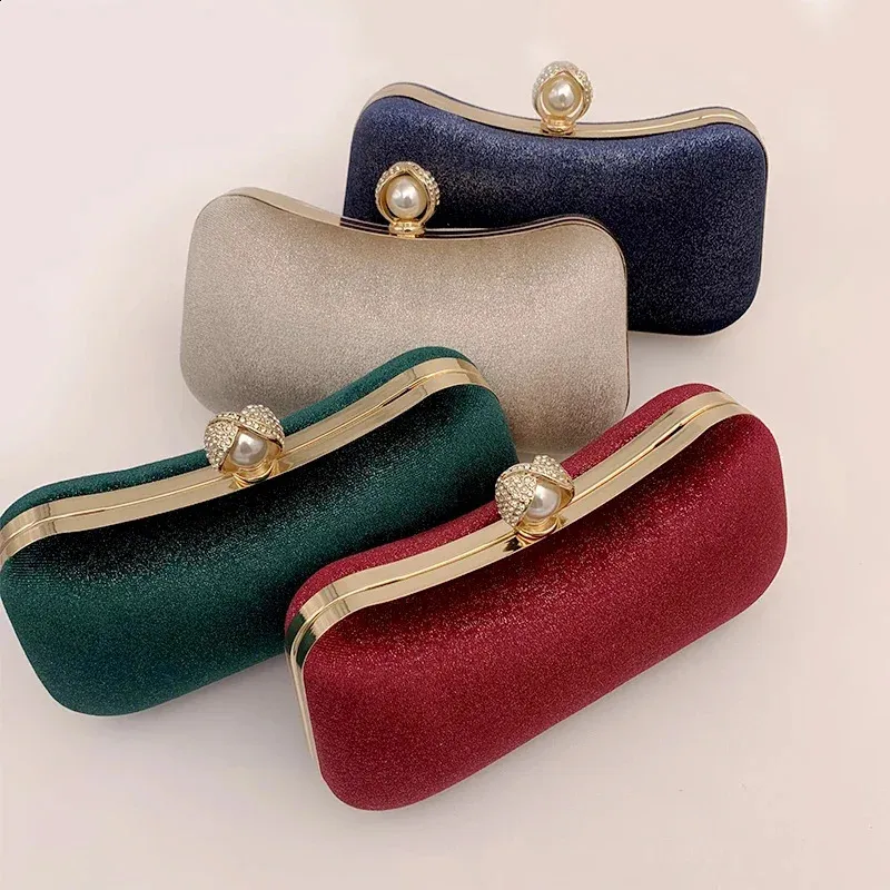 Vintage Green Clutch Womens Evening Clutch Handbags With Two Chains For Women Perfect For Weddings And Parties 240907 From Totelove 11.84 DHgate.Com