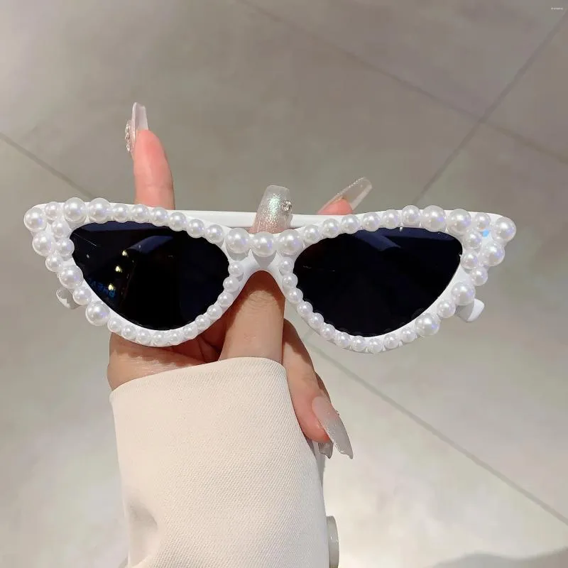 Customer Pearls &Vintage Cat Sunglasses Vintage Cat Eye Sunglasses With Pearls and Glitter, Rare Mod  main image 3