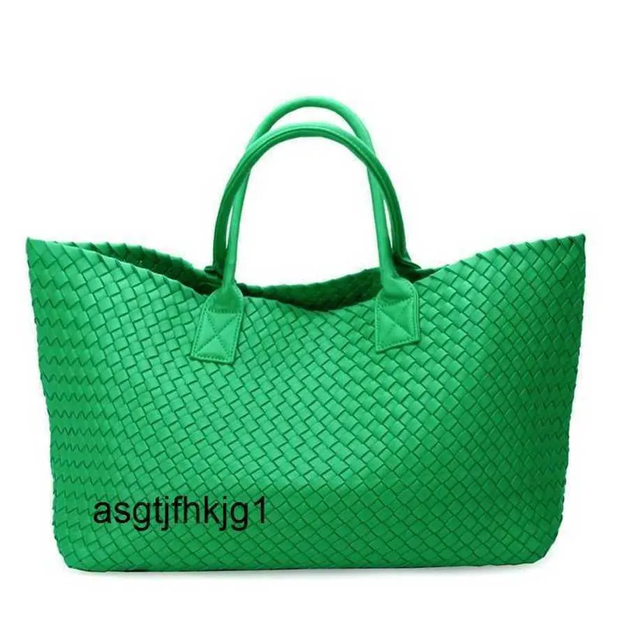 ★TOUT Y EST★ Weaving one-handle light green tote bag walle DHgate.com:Italian Leather Tote Bag - Large Woven Handbag