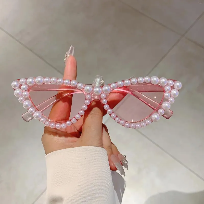 Vintage Cat Eye Sunglasses with Pearls - Candy Colors  display picture 1