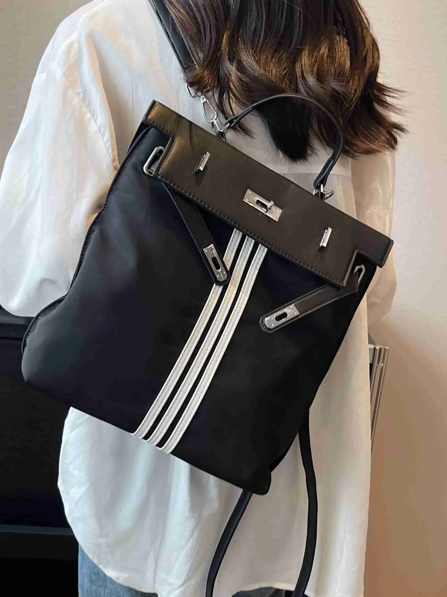 Miztique Handbags MINTEGRA Women Multi-Pocket Nylon Backpack