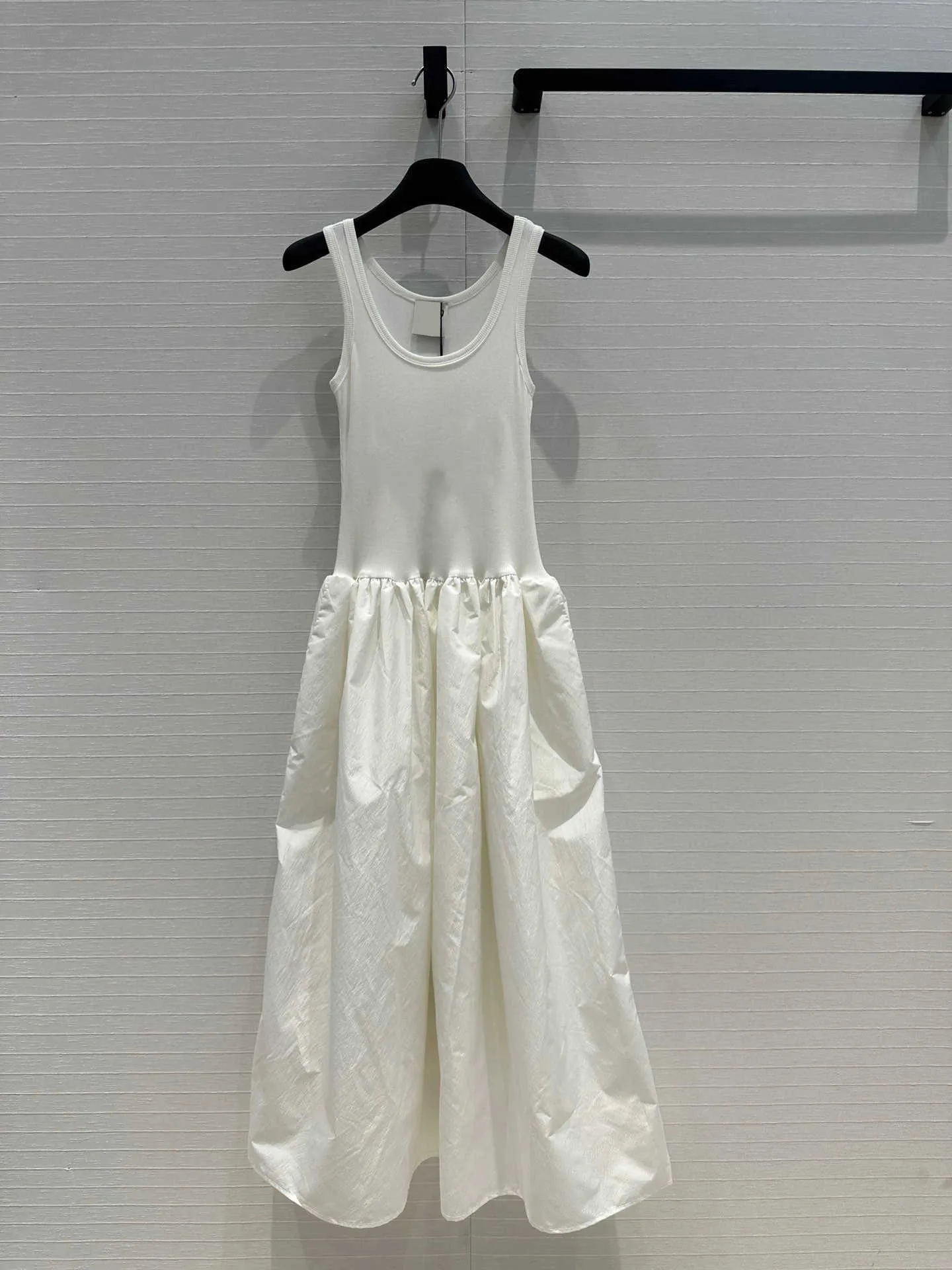 structured fit and flare dress Ayla Cotton Fit And Flare Midi Dress / White | MESHKI main image 1