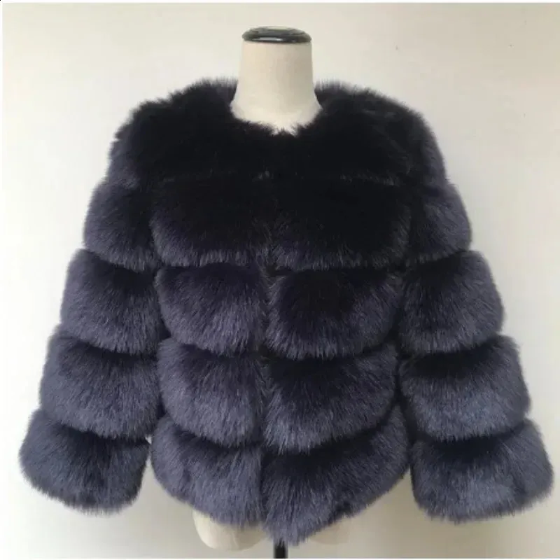 DHgate.com:Womens Faux Fur Jacket - Long Sleeve, Thick