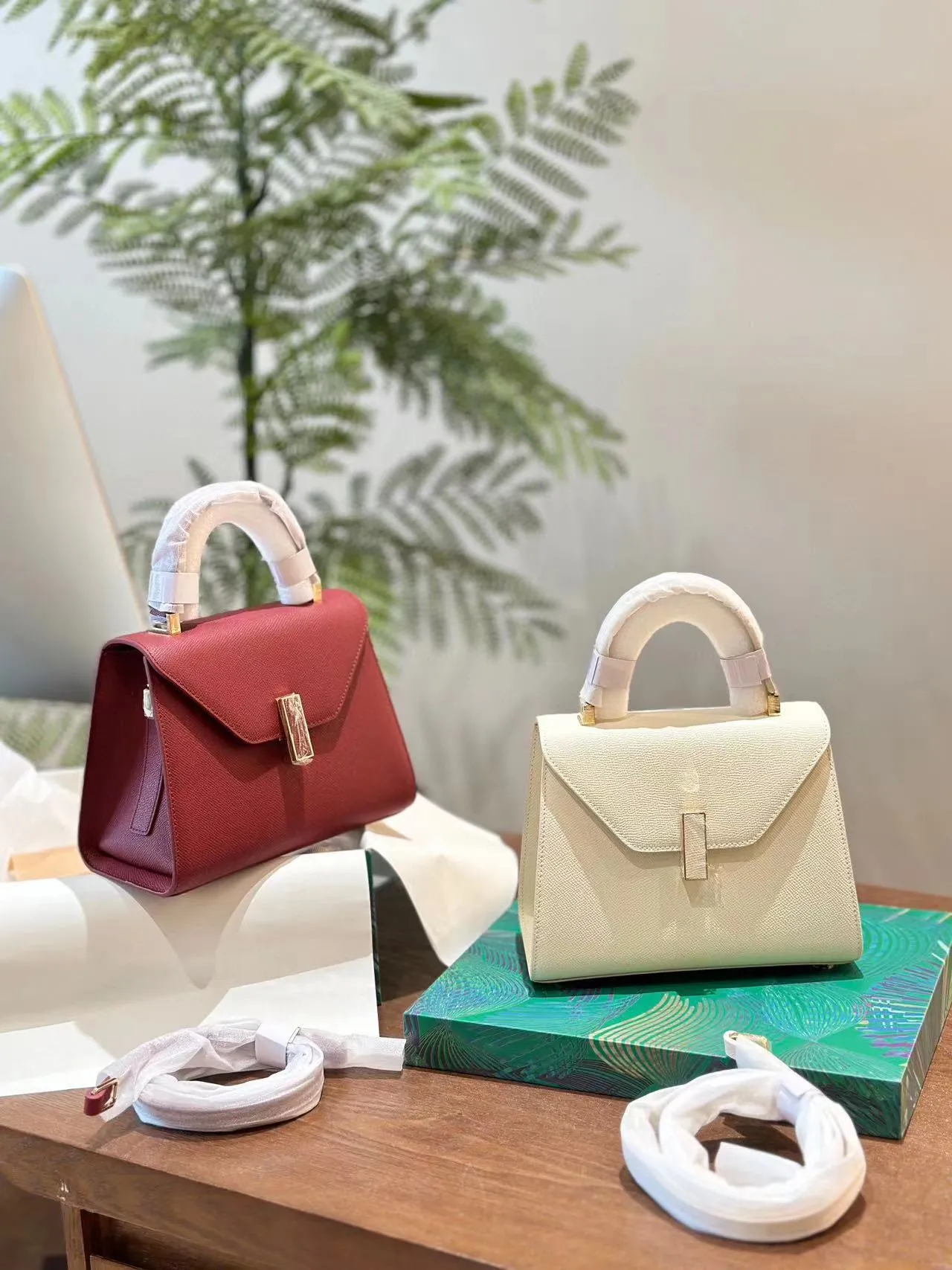 Top purse brands sale