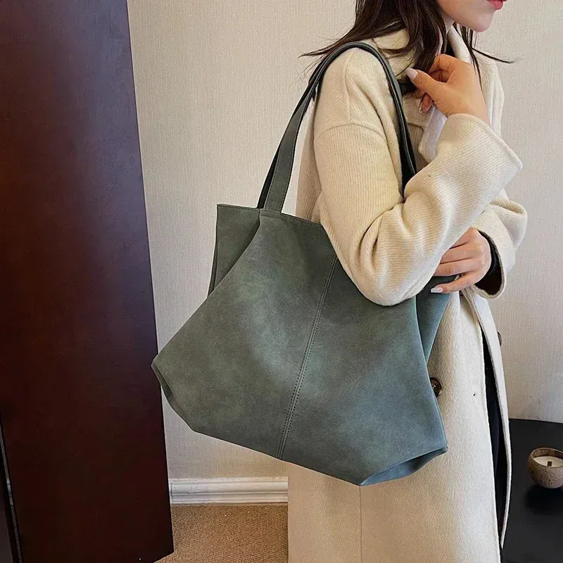 Extra Large Shoulder Handbag + FREE SHIPPING