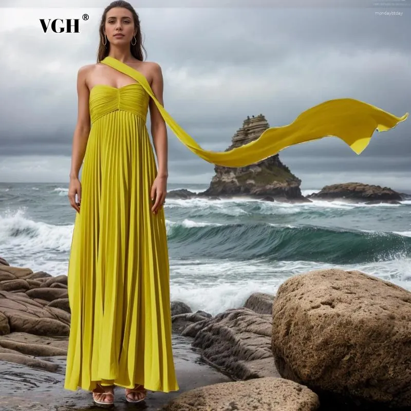 Elegant Solid Pleated Strapless Sleeveless Two Pieces Elegant Solid Pleated Strapless Sleeveless Two Pieces