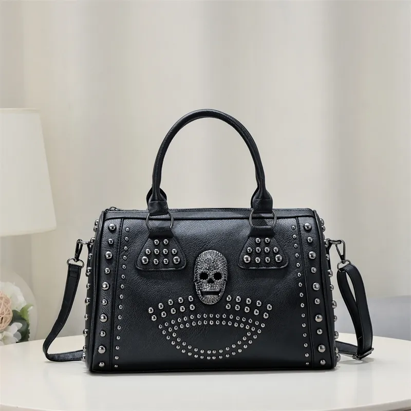 Black skull handbag best sale