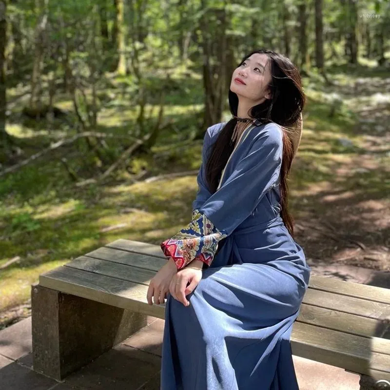Ethnic Clothing Ladies Traditional Tibetan Dresses Women Chinese Robes  Modern National Dress Long Cheongsam Female Tibet Clothes from Dhgate  Ethnic Clothing - price 150.38