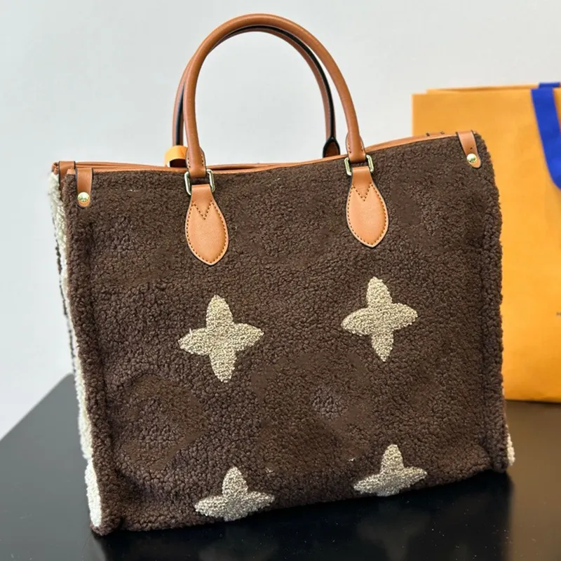 Tote bag teddy hotsell