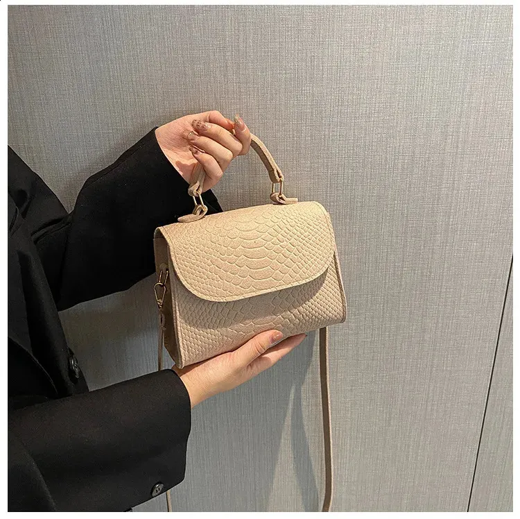 Retro Square Snakeskin Crossbody Bag For Women Trendy Er Y Retro Square Snakeskin Crossbody Bag For Women Trendy Er Y