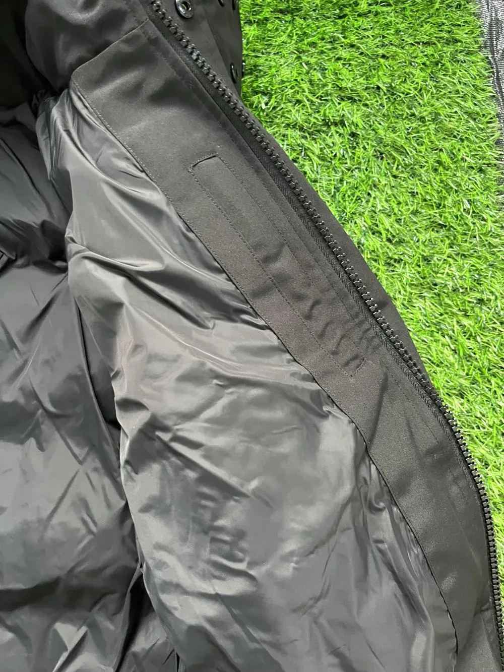 Hommes vestes Homme extérieur Hiver Jassen vêtements d'extérieur grande Fourrure à capuche Fourrure Manteau Doudoune Manteau Hiver Parka Doudoune_voghion.com