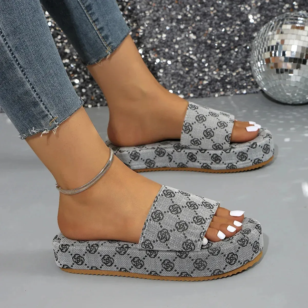 Platform 2024 Summer Slide Designer Flat Outdoor Flower Sandals Womens Beach Shoes_voghion.com