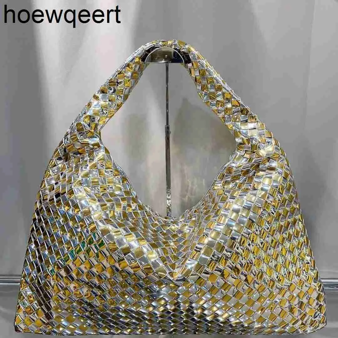 Korean handbags online hotsell