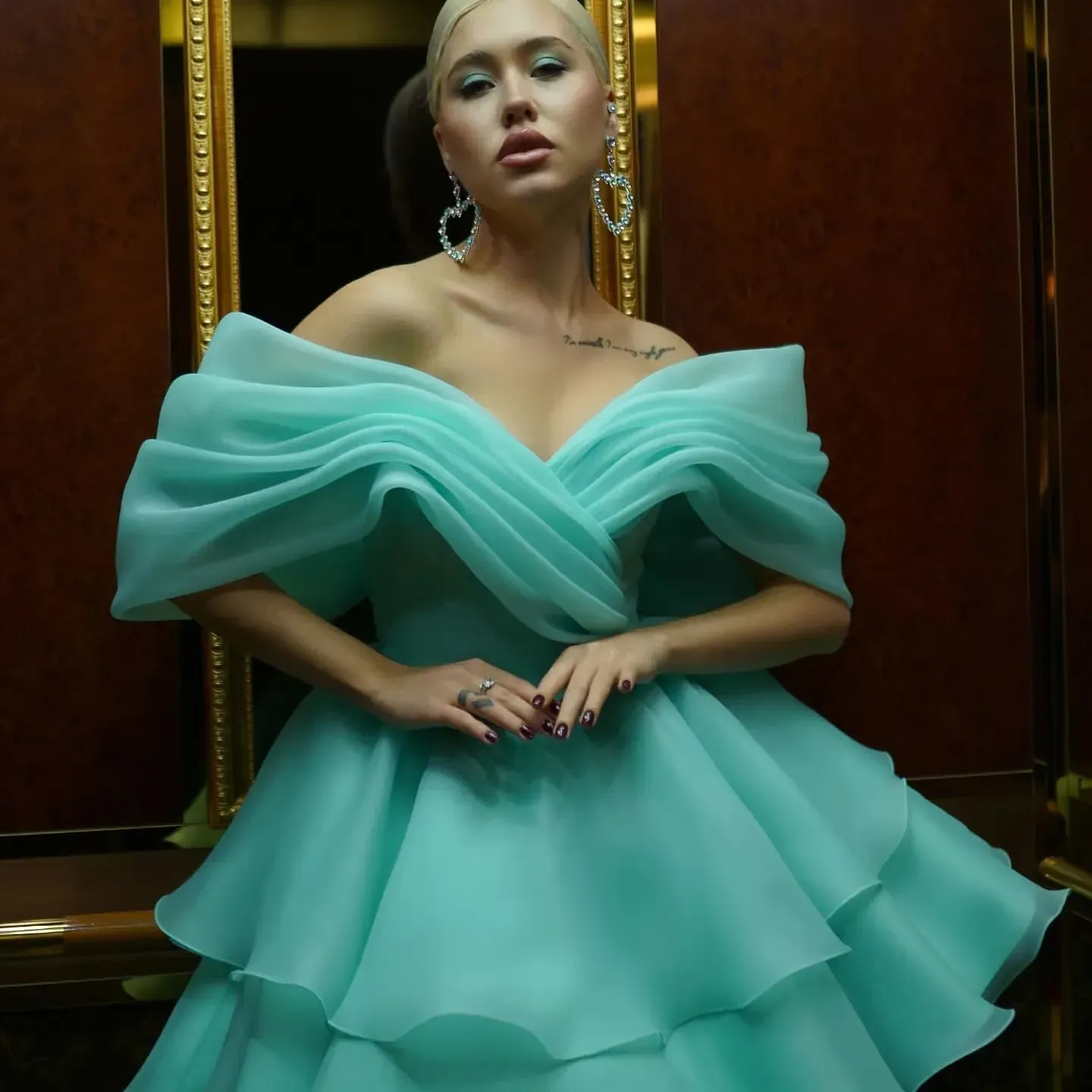sachin and babi light blue dress Off The Shoulder Turquoise Homecoming Dress Mini Ball Gown with Tiered  Layers and Puffy Sleeves from Dhgate Homecoming Dresses