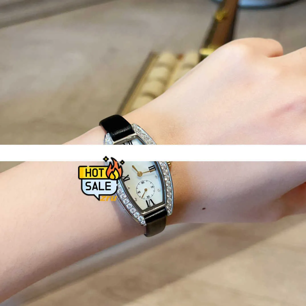 Cheetah Steel Strap Women's Quartz Watch with Elegant Carrier Design