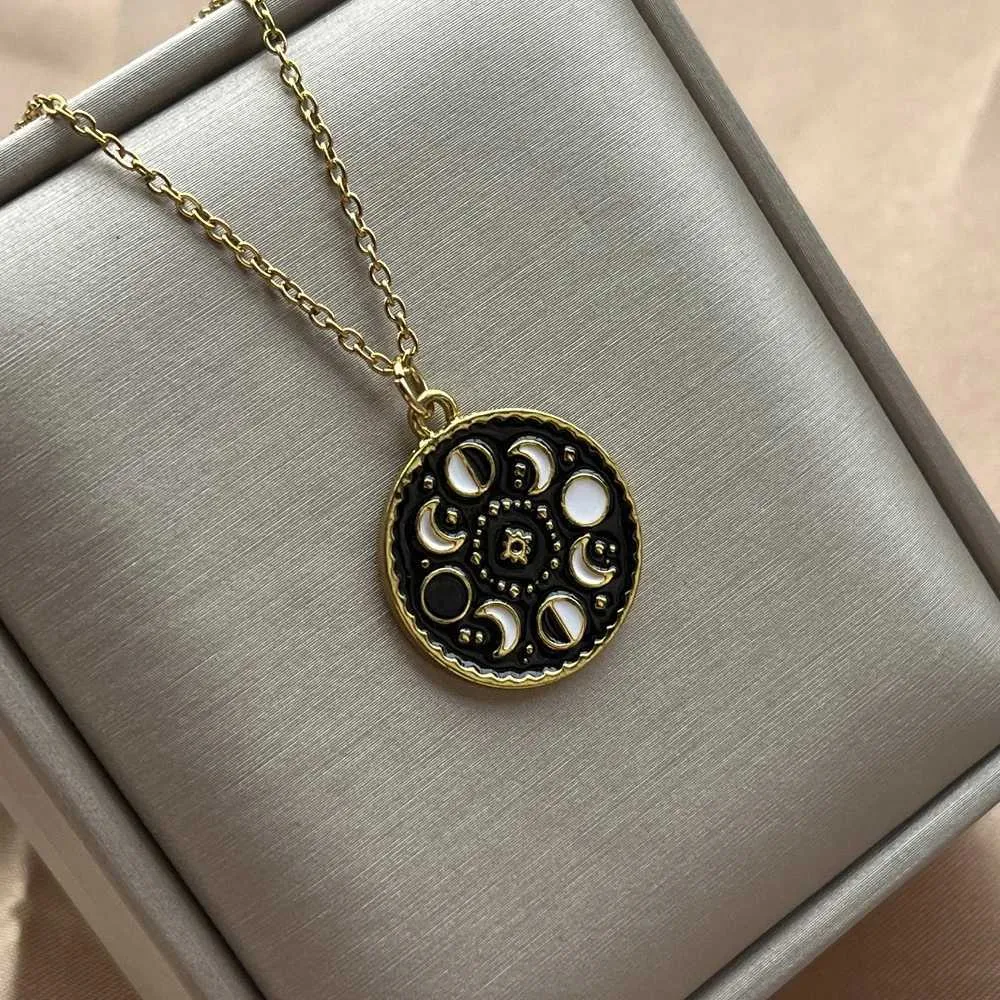 Black Enamel Moon Phase Necklace Stainless Steel Chain Witch Crescent  Jewelry Gift Celestial Moon Phase Bijoux W240911 For Women