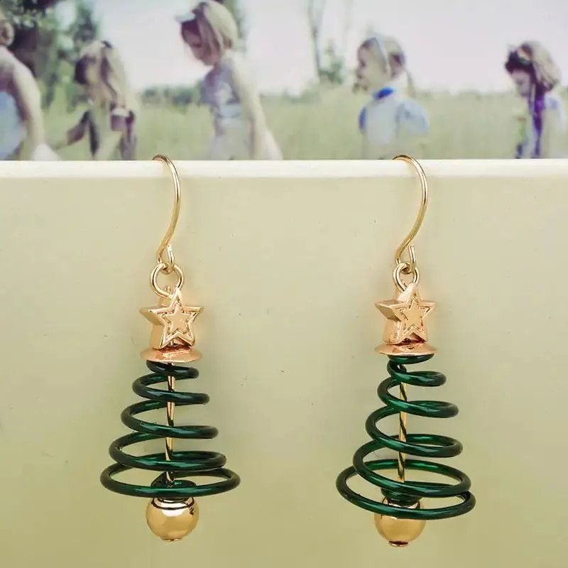 Cute Snowman Earrings For Christmas – Acrylic Dangle Jewelry Gift For Women & Girls
