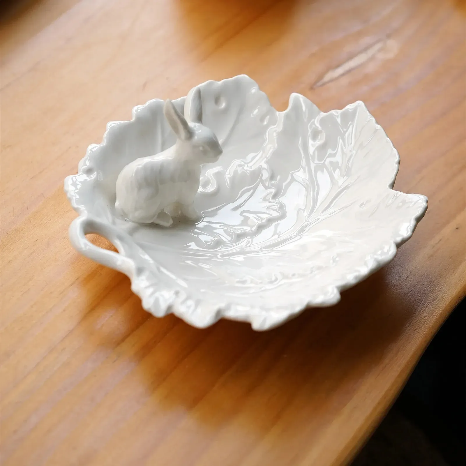European Style 3D Rabbit Ceramic Dessert Cake Tray Embossed Decorative ...