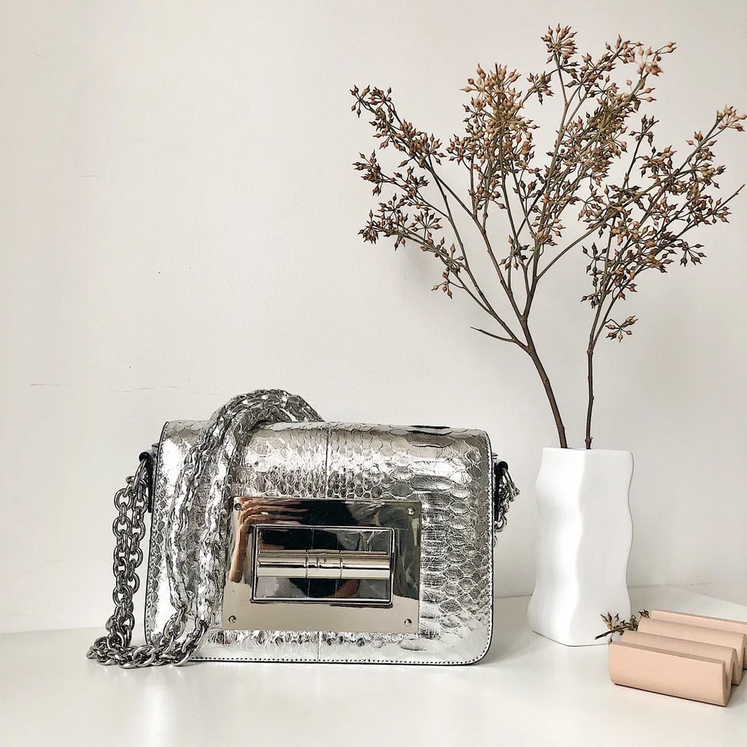 女王蜂 qb Luxury Big Shoulder Bag Amazon.co.jp: Queen Bee qb Luxury BigShoulderBag Big