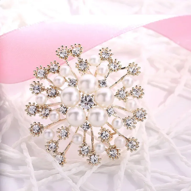 Spilla Girevole A Forma Di Fiocco Di Neve, Spille A Forma Di Fiocco Di Neve In Cristallo Placcato Oro 14 Carati Per Abiti Da Donna E Da Uomo, Per Matrimonio, Natale E