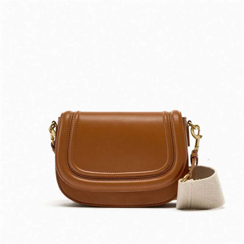 ★2023FW新作★GENERAL IDEA★BUCKLE 2-WAY BOUCLE BAG DHgate.com:Magnetic Buckle Flap Crossbody Bag - Solid Color