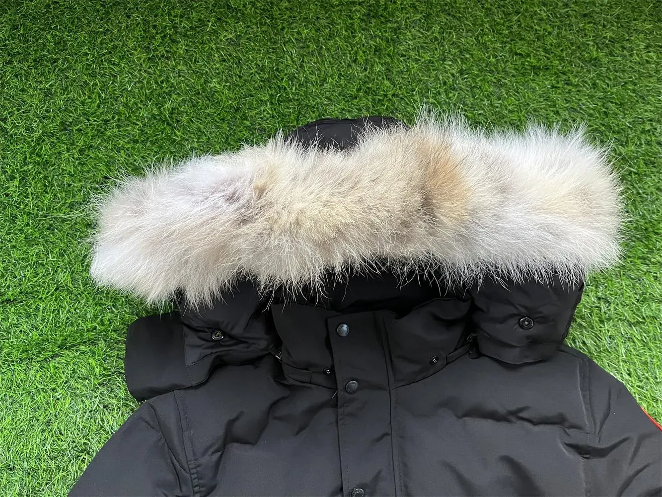 Mens Wolf Fur Hooded Down Jacket With Pockets Canada Goose Style Black Outerwear Coat From Fashionclothes1998 87.51 DHgate.Com