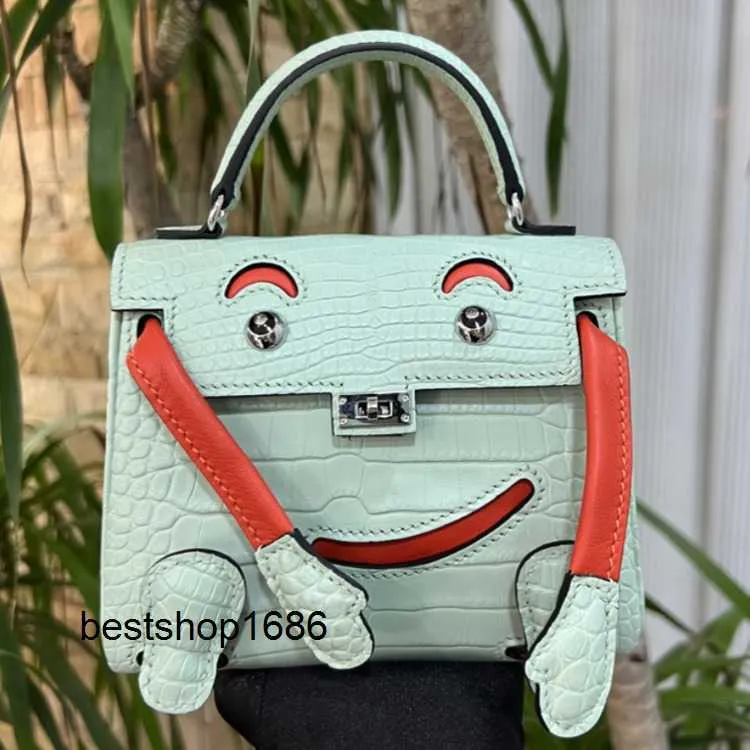 HARE まとめ売り DHgate.com:Handmade Wax Thread Doll Bag with Smiling Face