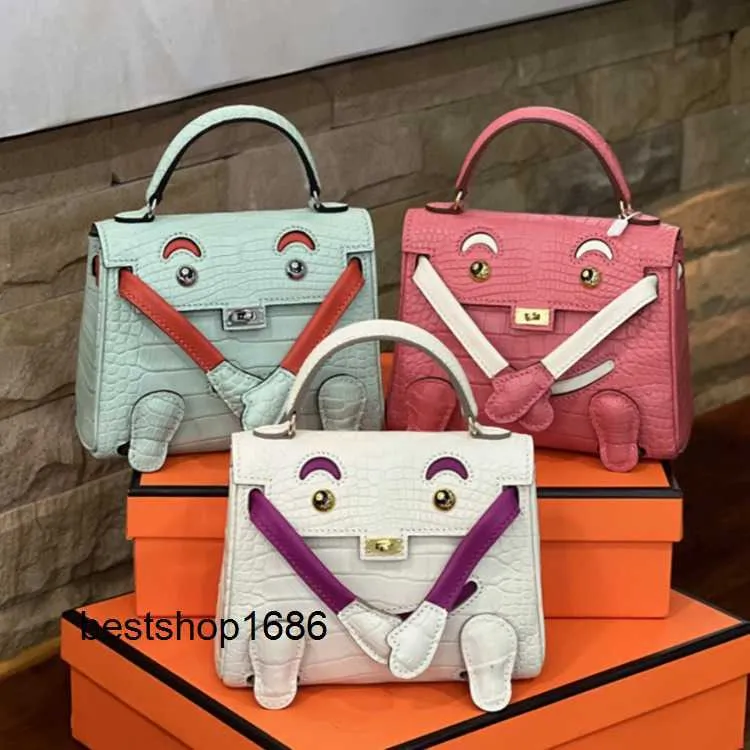 HARE まとめ売り DHgate.com:Handmade Wax Thread Doll Bag with Smiling Face