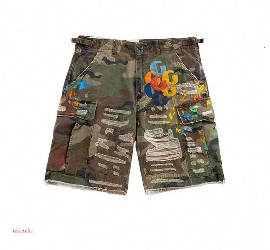 Streetwear Camo Shorts Mens Fashion Men's Camo Embroidered