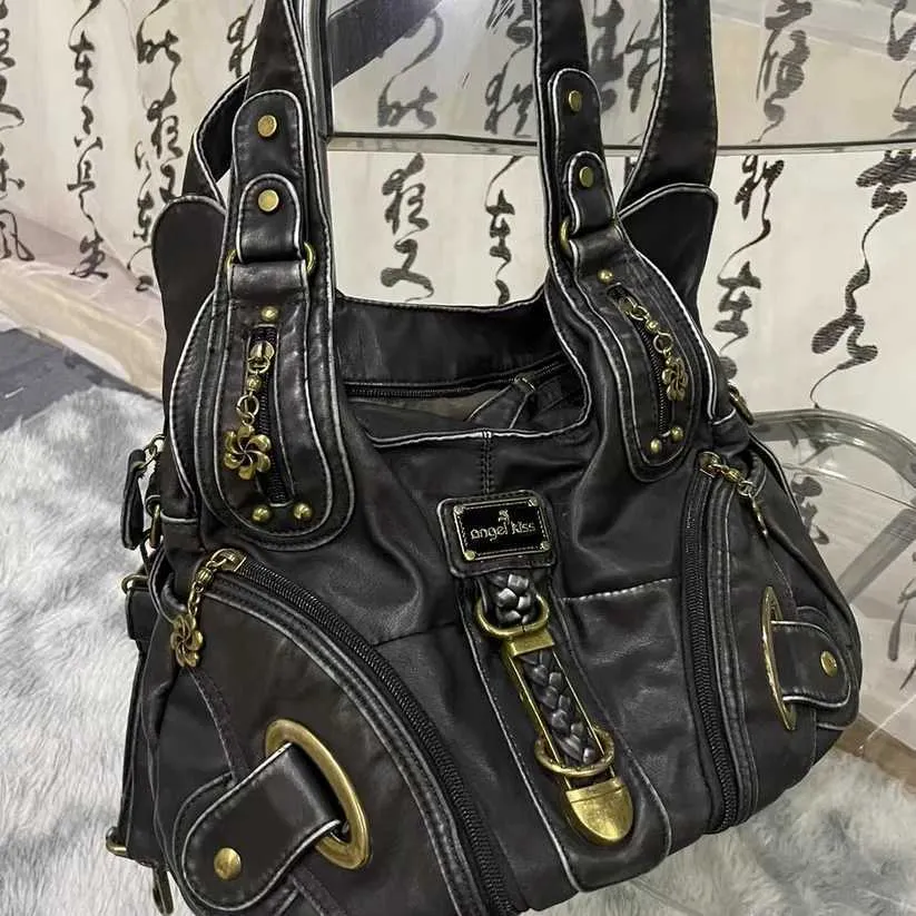 00′ Achive Shoulder Bag Black y2k 1427 Y2K COACH Black Shoulder Bag - Imber Vintage