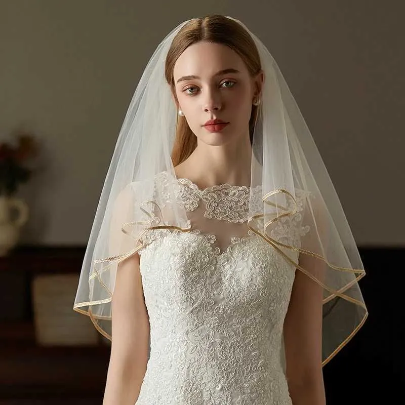 White Veil Comb - Classic Tulle Hair Accessory Wedding Bridal Veil 1 Tier Classic Wedding Bridal Tulle  main image 2