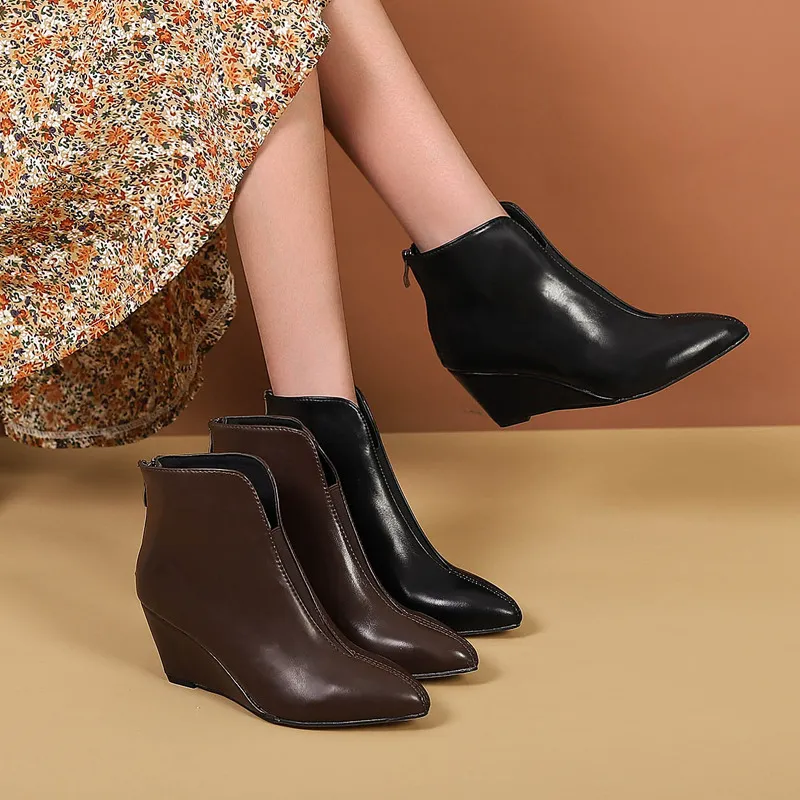 Cozy Womens Wedge Wedge Heel Boots Soft Leather Pointed Toe High Heels Zip Ankle Booties For Autumn Winter From Factory Dh5062488 Bulk 34.79 DHgate.Com