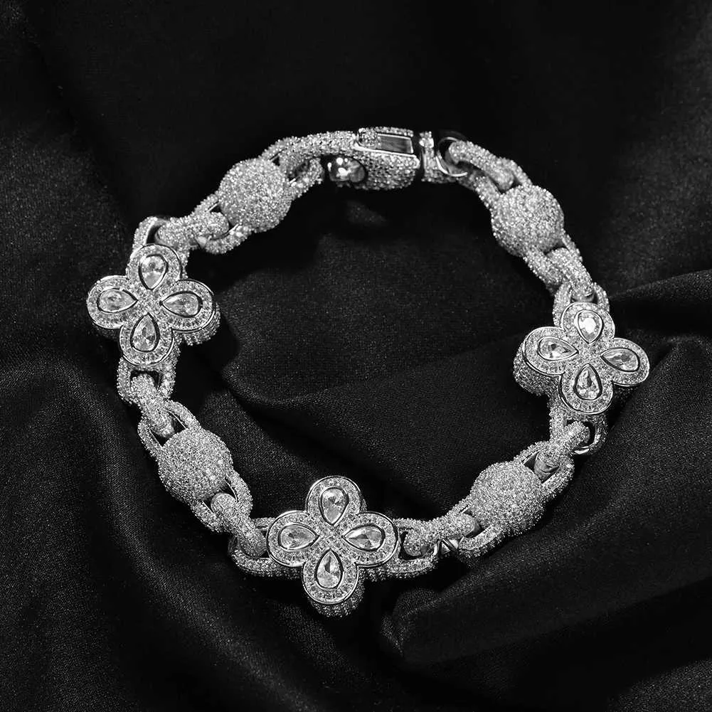 Pendant Necklaces BLING KING Four Leaf Clover Beaded Chain Necklace Micro Paved Cubic Zirconia Bracelet Hip Hop Jewelry_voghion.com