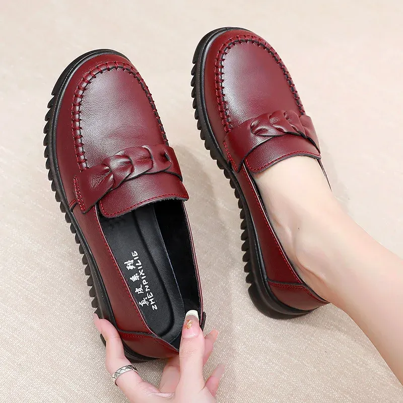 Premium Leather Comfort Flats: Soft Sole Shoes for Mature Women - Shop Now!  from Dhgate Casual Shoes - price 15.32
