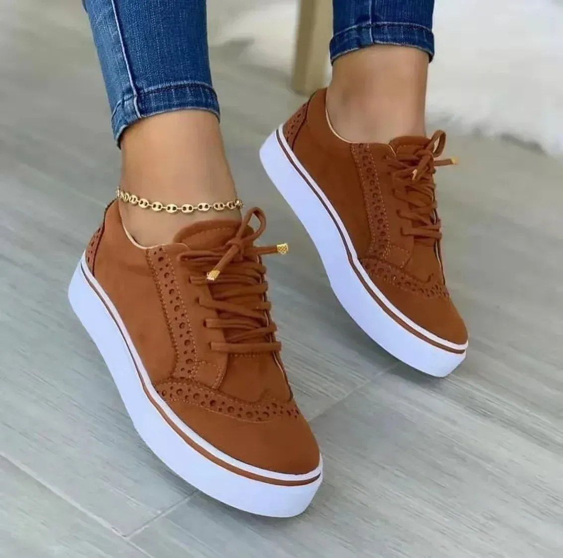 Bulk Womens Casual Lace Up Oxford Shoes: Breathable Spring/Summer