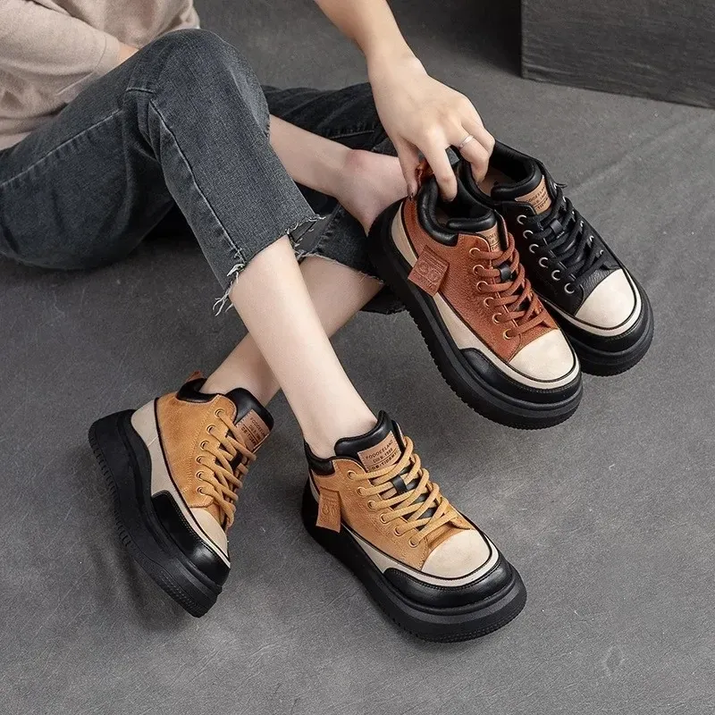 Premium Leather Platform Shoes: Autumn & Winter High Tops  display picture 3