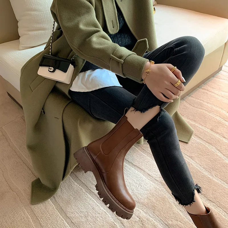 Autumn 2021 Women's Short Round Toe Platform Heel