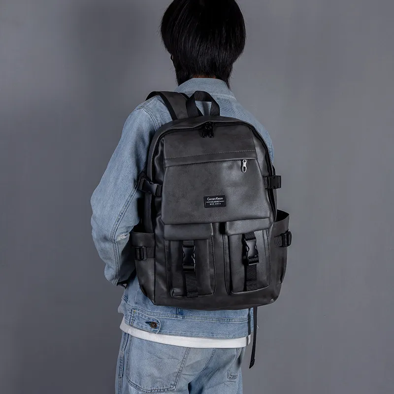 Men's Large Capacity Leather Trekking Backpack For Travel_voghion.com