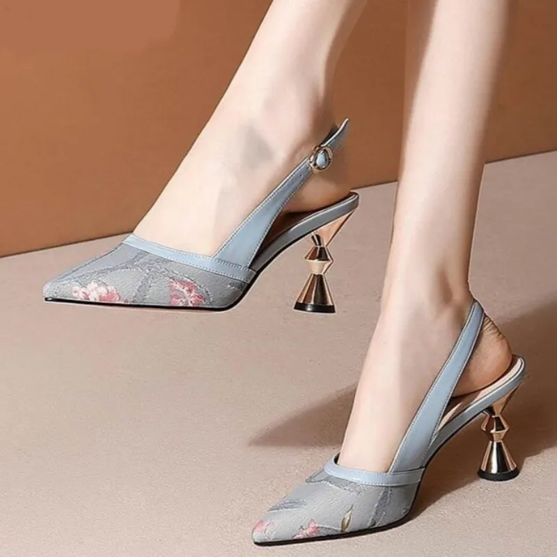 Fashion Branded Pumps Women Fashion Color Block Embroidered Pumps Ladies  Designer Brand