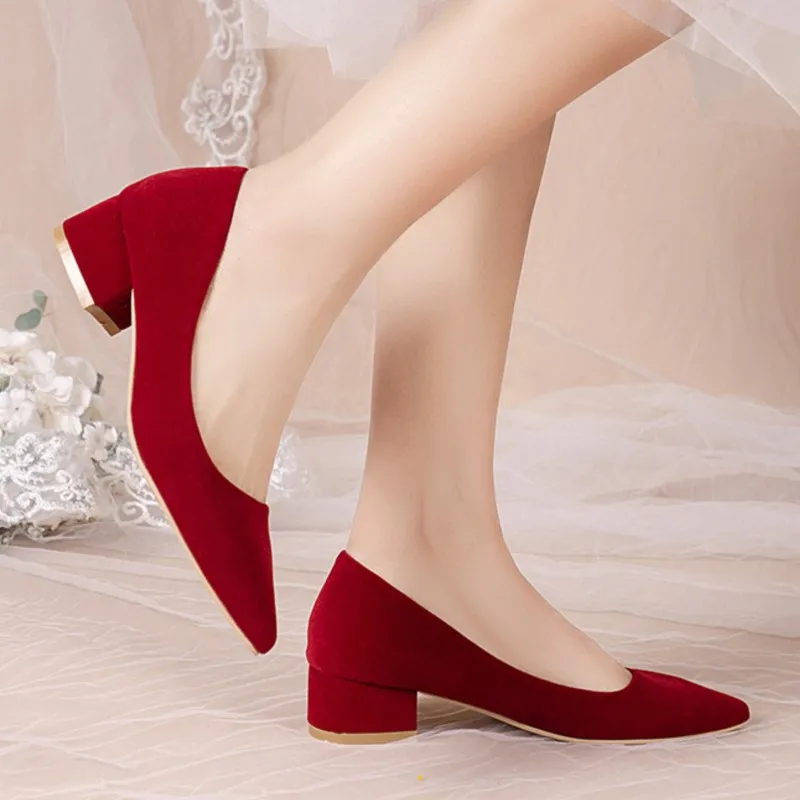Elegant Plus Size Bridal Shoes: Red Thick Heel Pointed Toe Pumps