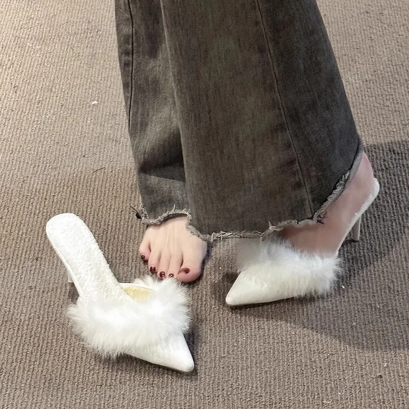 靴 Melt the Lady pointed toe fur mule 39 靴 Melt the Lady pointed toe fur mule 39 Women's Pointed Toe Mules