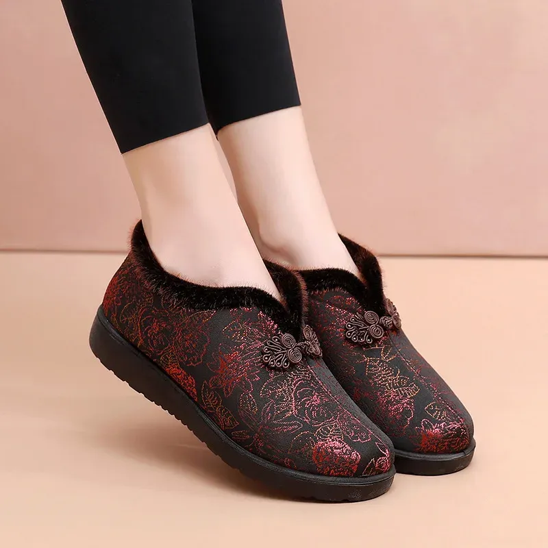 dress shoes for older women Amazon Best Sellers: Best Women's Uniform Genuine moccasin construction wraps soft leather and plush lining completely around the foot for total comfort Comfortable Antiskid Old Beijing Cloth