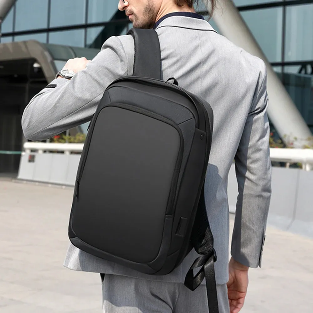 HCANKCAN BUSINESS BACKPACK MENS 15.6 SACLE SACTIONNEMENT OPROSTOBLE CASBOS COST CAPILITE MALE PACK USB CHARGEMENT SATTANCES IMPHERPOSH POUR MAN 240913 Menos De 30 Popular Y Conveniente DHgate Semblabl...