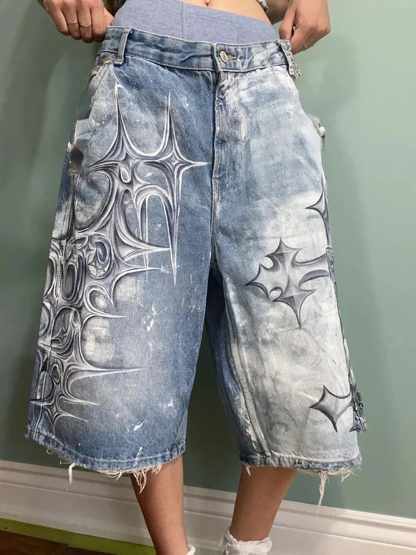 DHgate.com:Baggy Low-Waist Denim Shorts with Cross Graphic