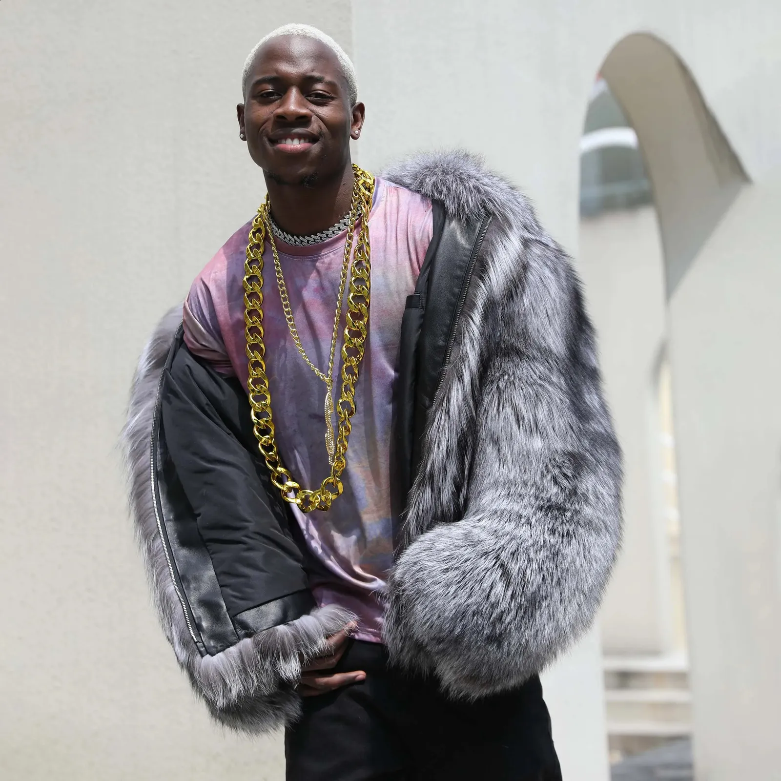 Real Fur Coat Guide: Silver Fox & Luxury Winter Styles